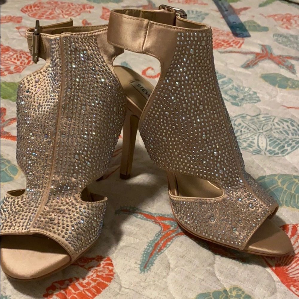 Steve Madden heels 4 inches